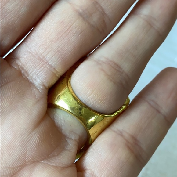 Cache Cocktail Ring - Picture 3 of 3